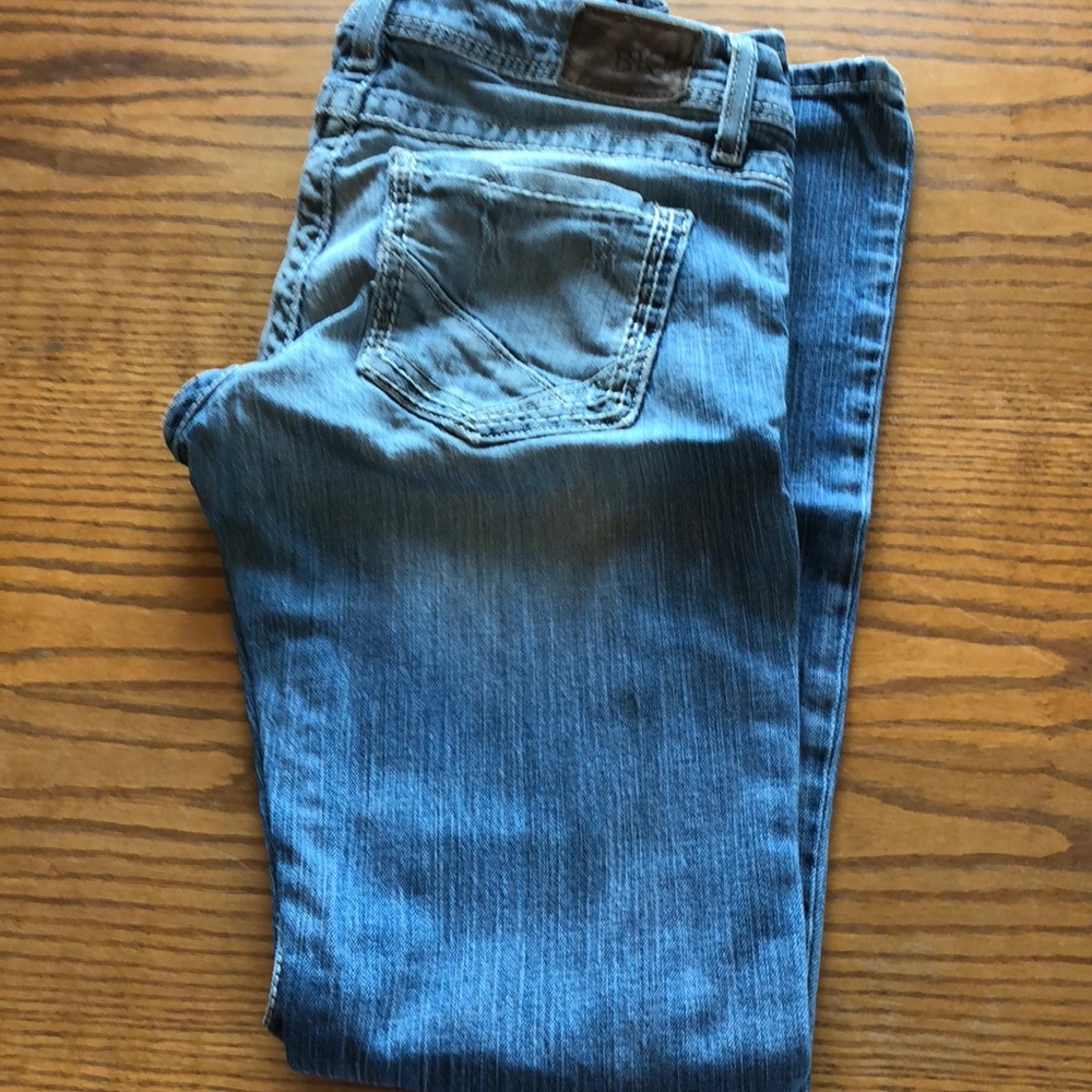 Buckle jeans